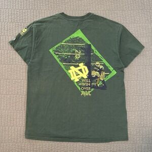 Vtg Y2K Champion Notre Dame Football T Shirt Men XL Green Sun Faded Graphic Tee‎